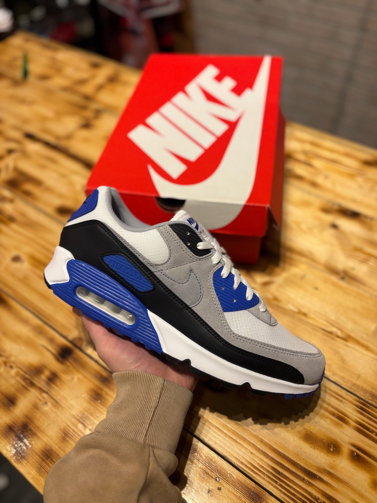 Air max 90 “hyper royal”