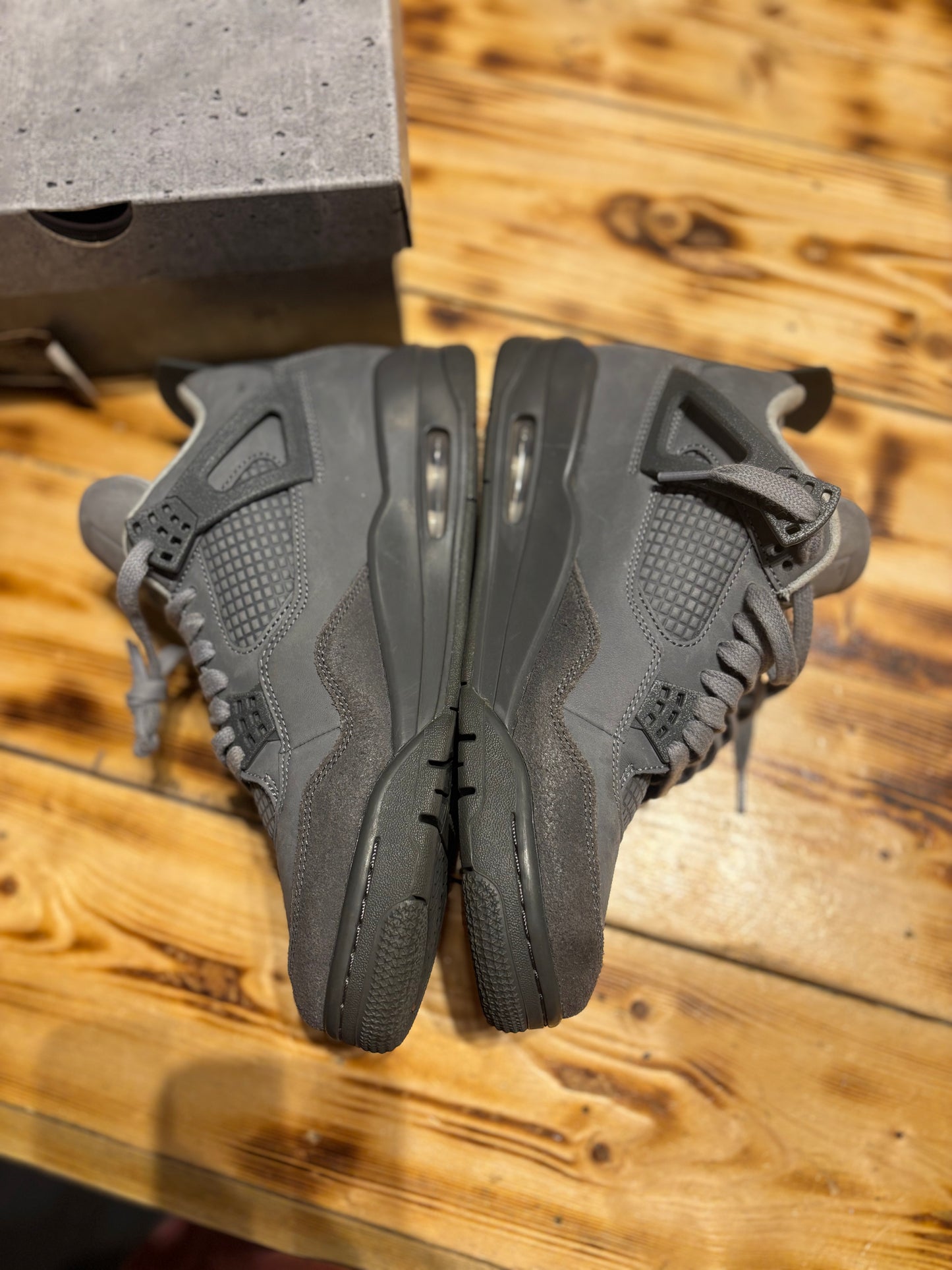 Jordan 4 “wet cement”