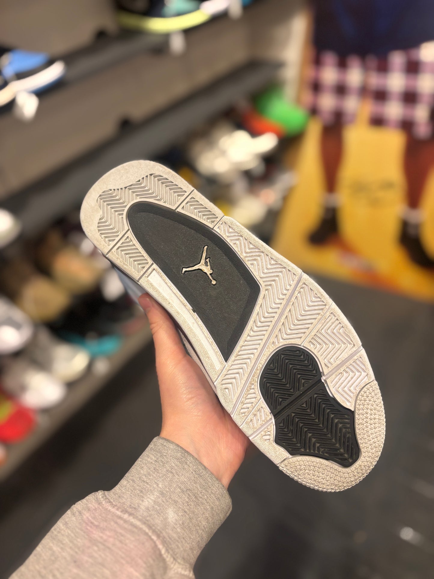 Jordan 4 “black military”