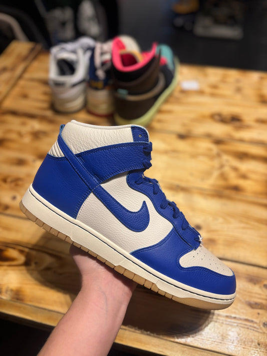 Nike dunk high blue/gum bottom-12