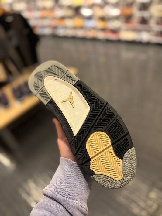 Jordan 4 Olive