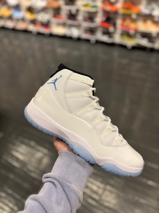 Jordan 11 legend blue
