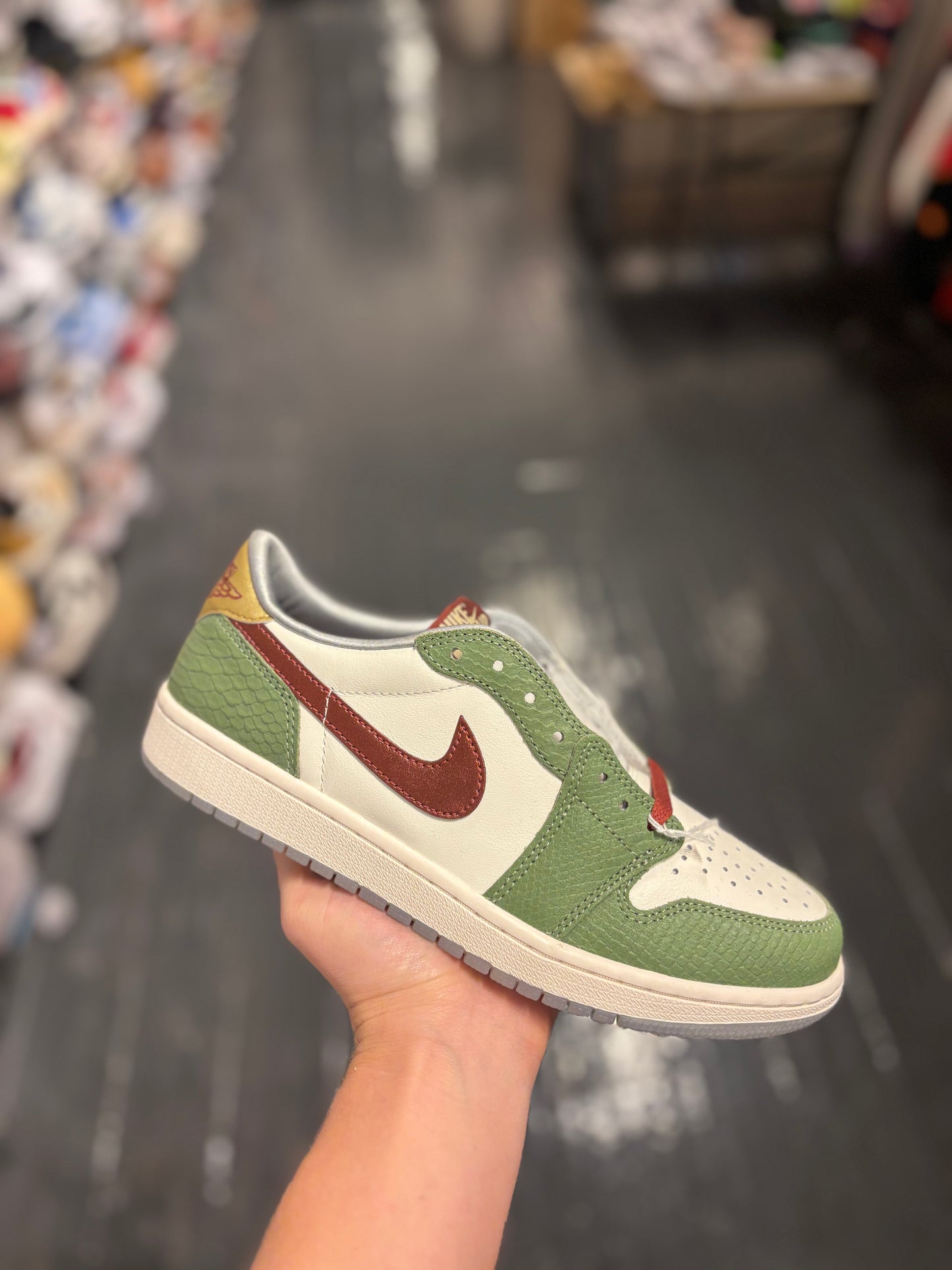 Jordan 1 low year of the dragon