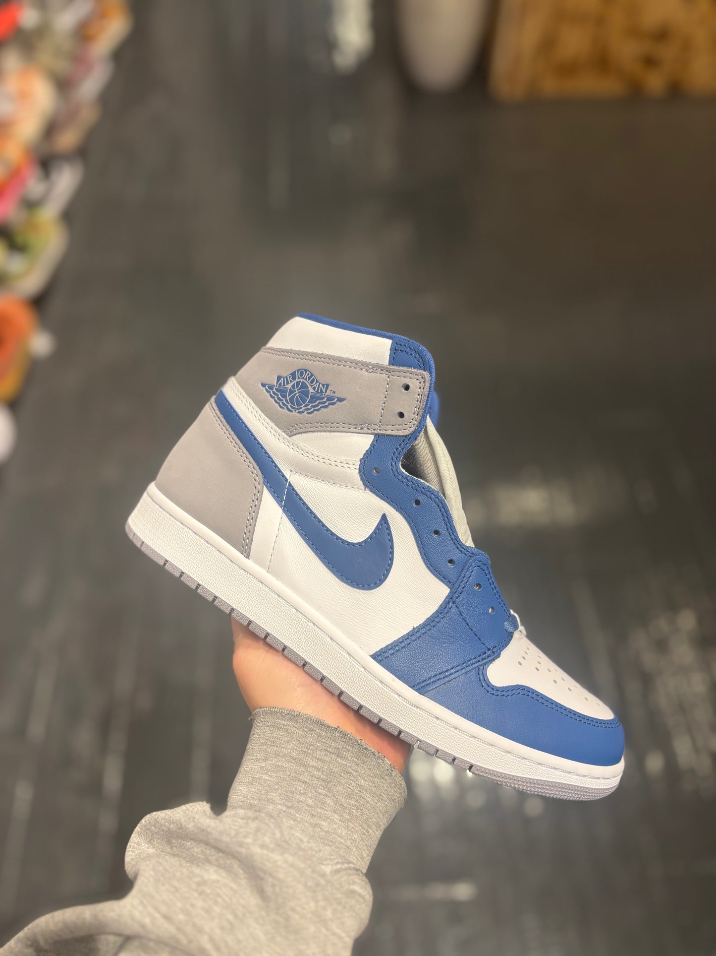 Jordan 1 high “true blue”