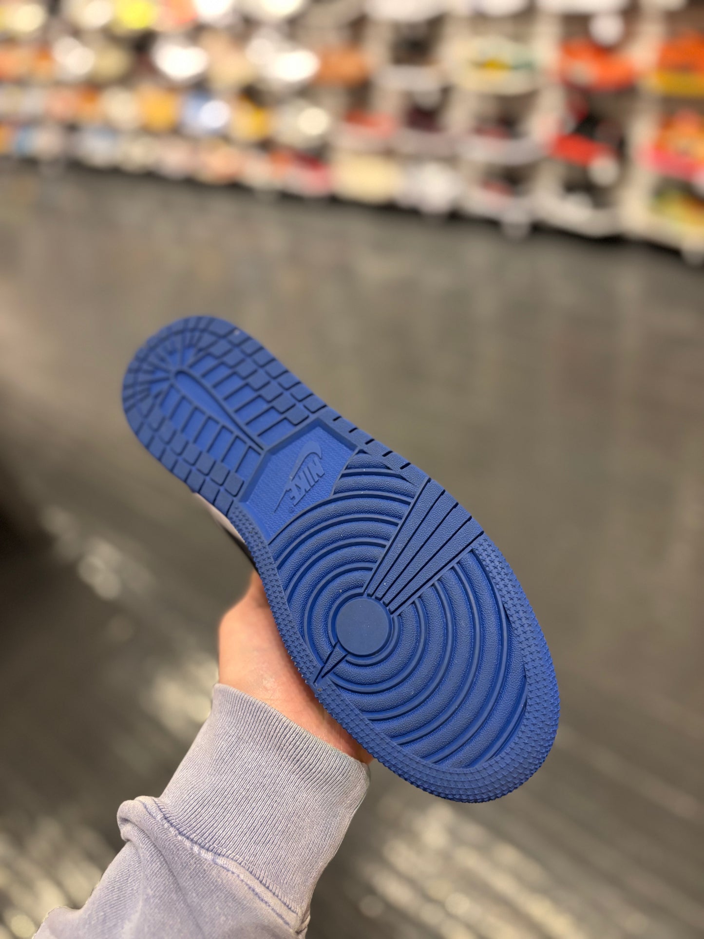 Jordan 1 low game royal