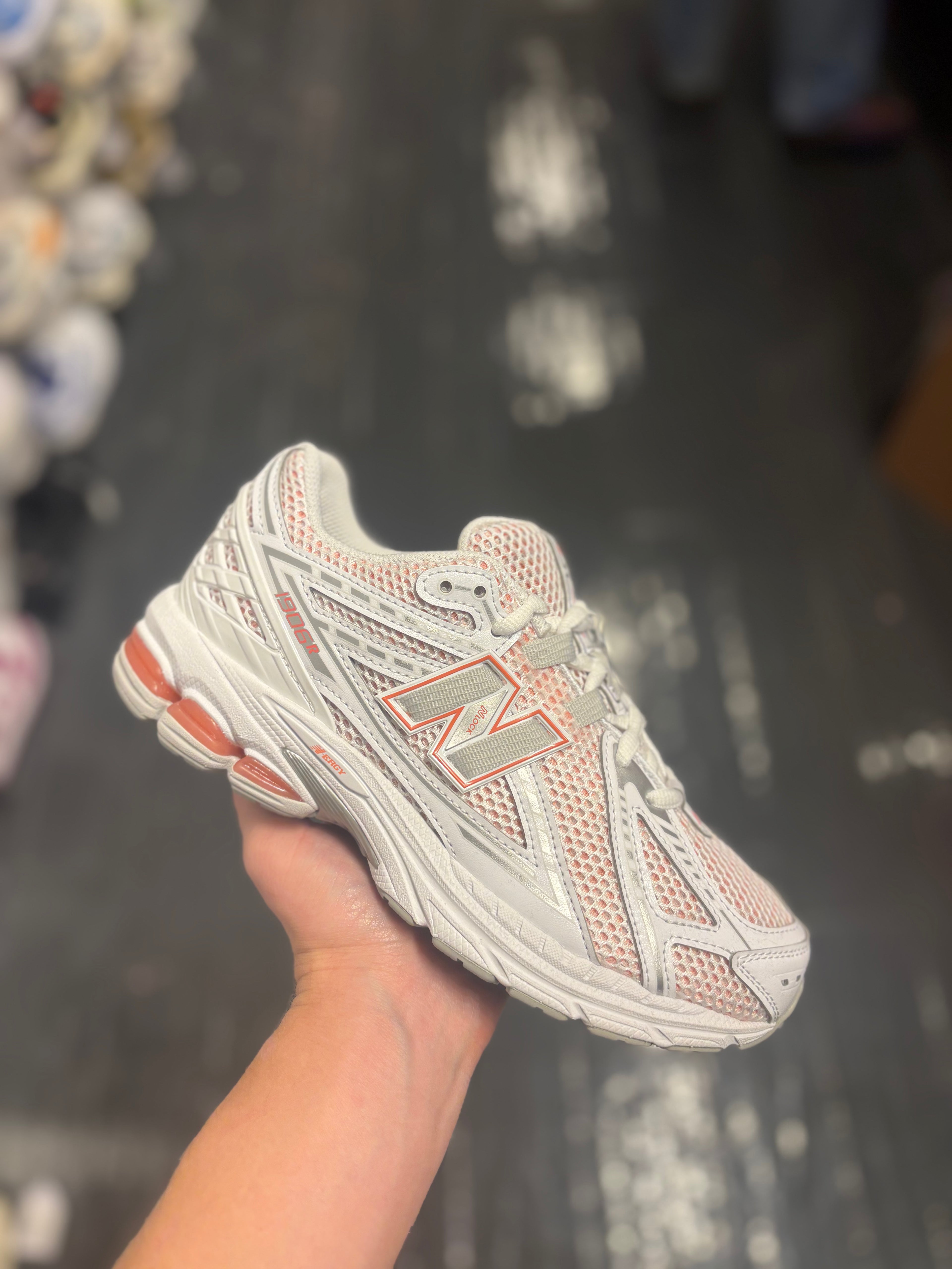 New balance 1906r