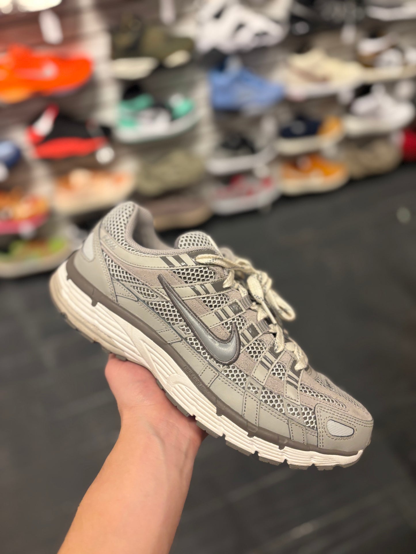 Nike p-6000