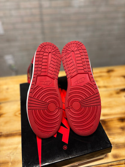 Jordan 1 high “patent bred”