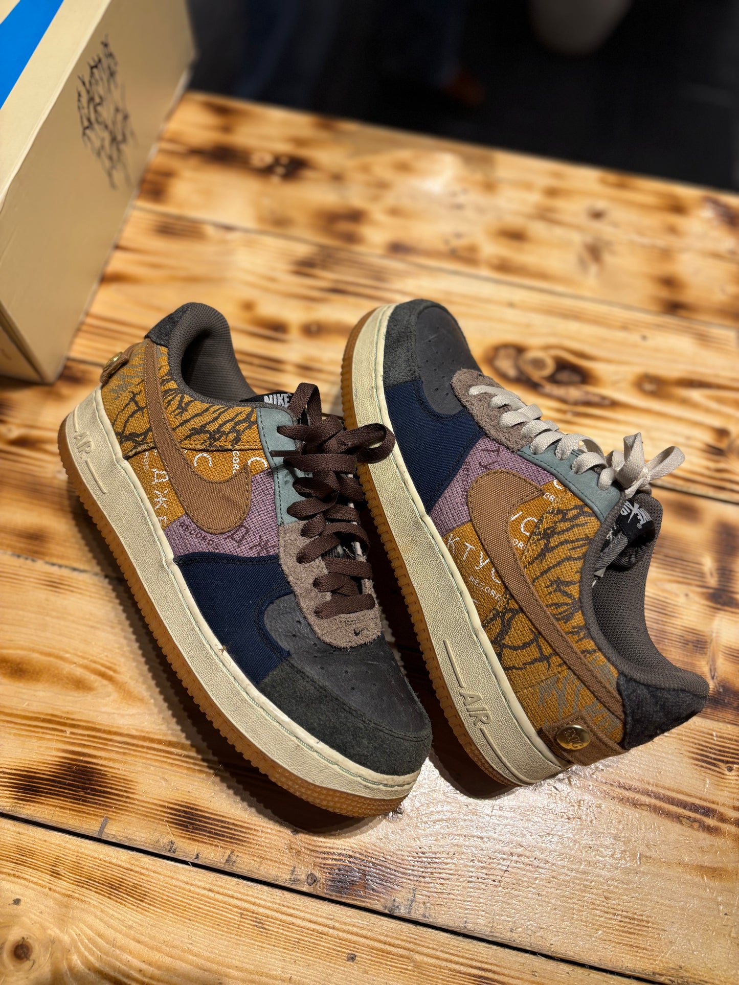 Air Force 1 low/“cactus jack”